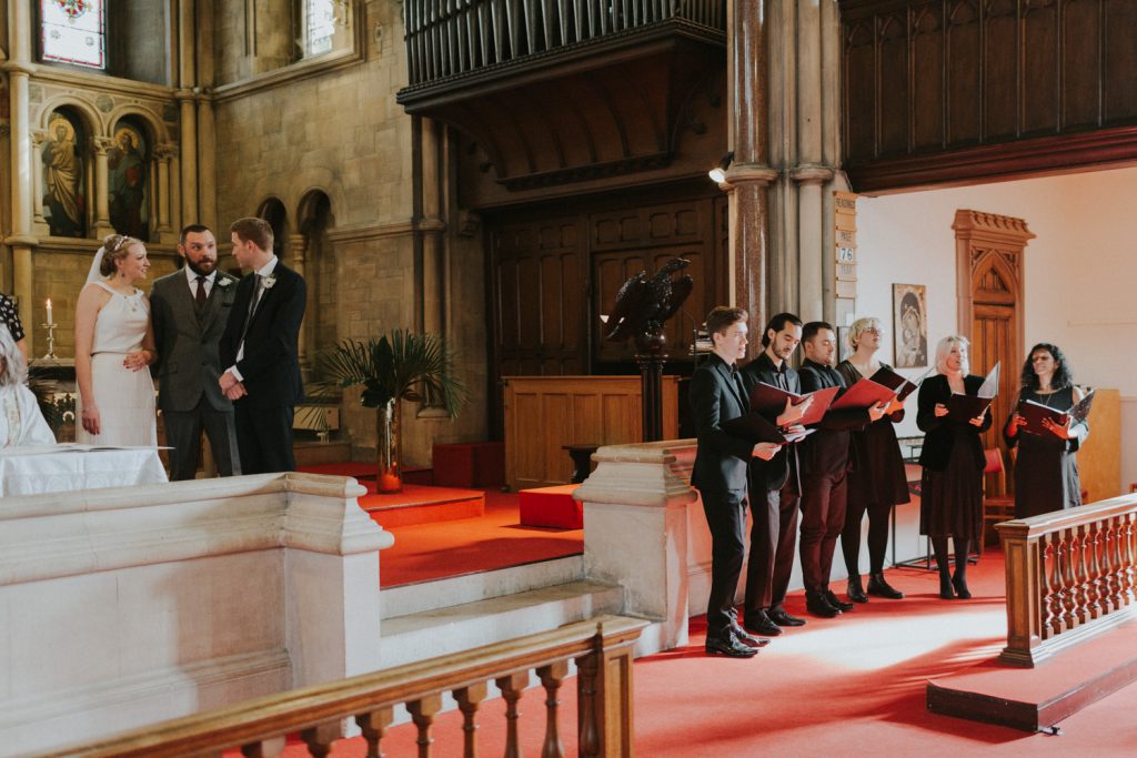 London Alternative Wedding Photographer_Old Finsbury Town Hall Wedding_Creative Reportage Wedding Photos