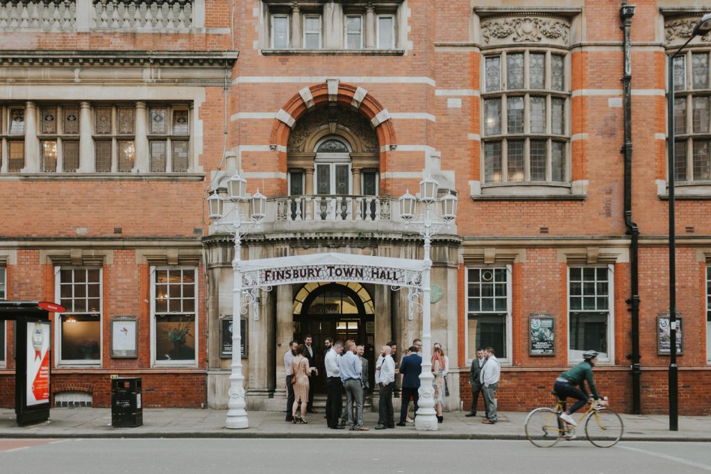 London Alternative Wedding Photographer_Old Finsbury Town Hall Wedding_Creative Reportage Wedding Photos